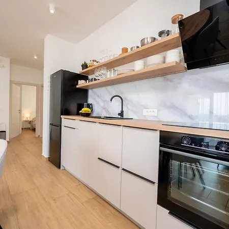 Apartment With Parking Space - 23977